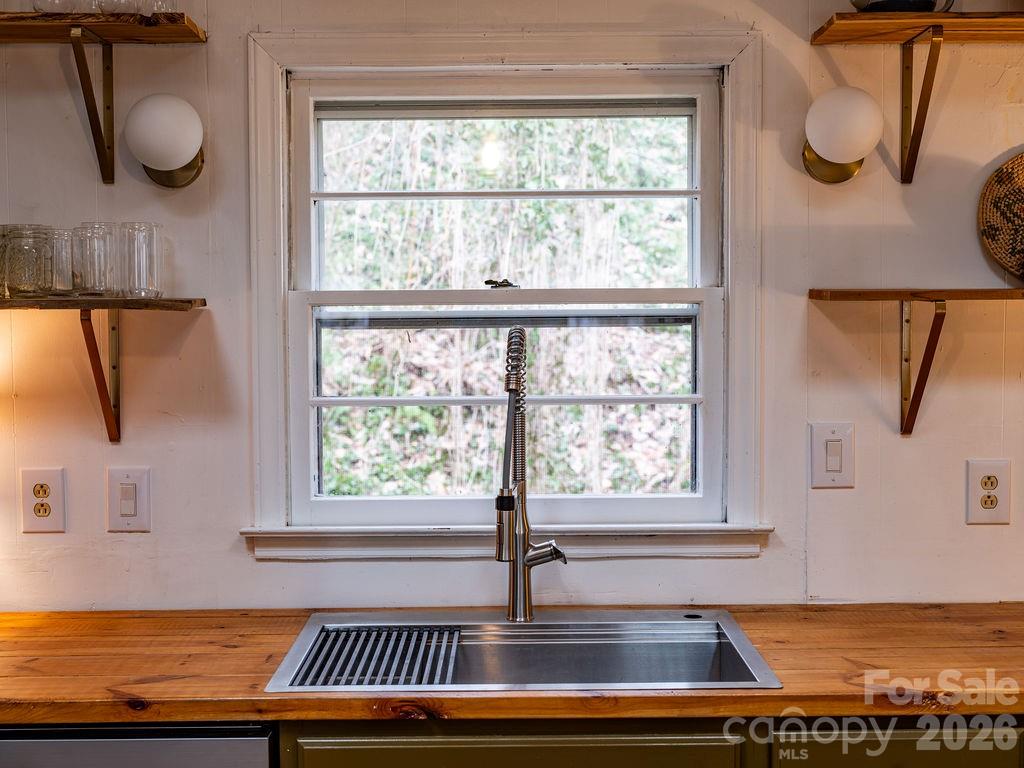 355 East View Road Sylva NC 28779