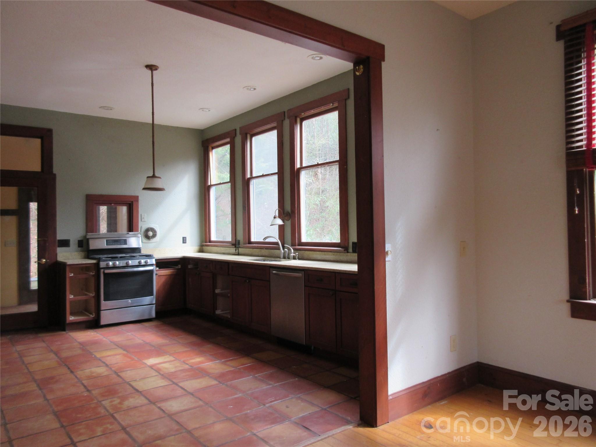 373 Shumont Road Black Mountain NC 28711
