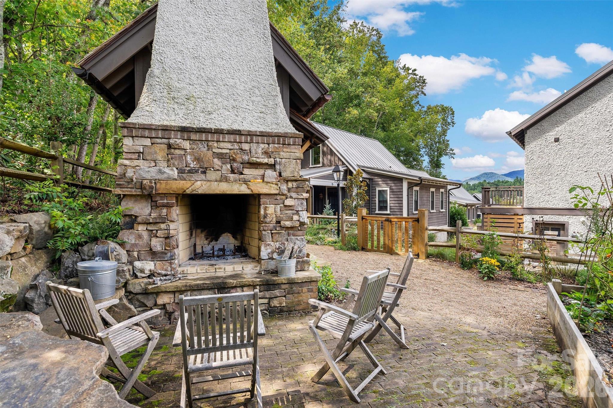 9 Fay Jones Lane Black Mountain NC 28711