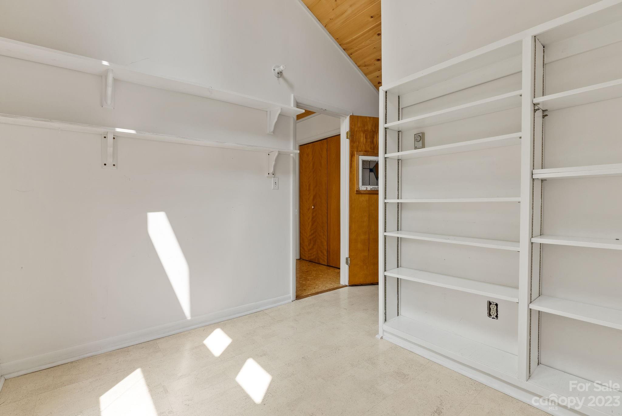 208 Woodland Court Black Mountain NC 28711