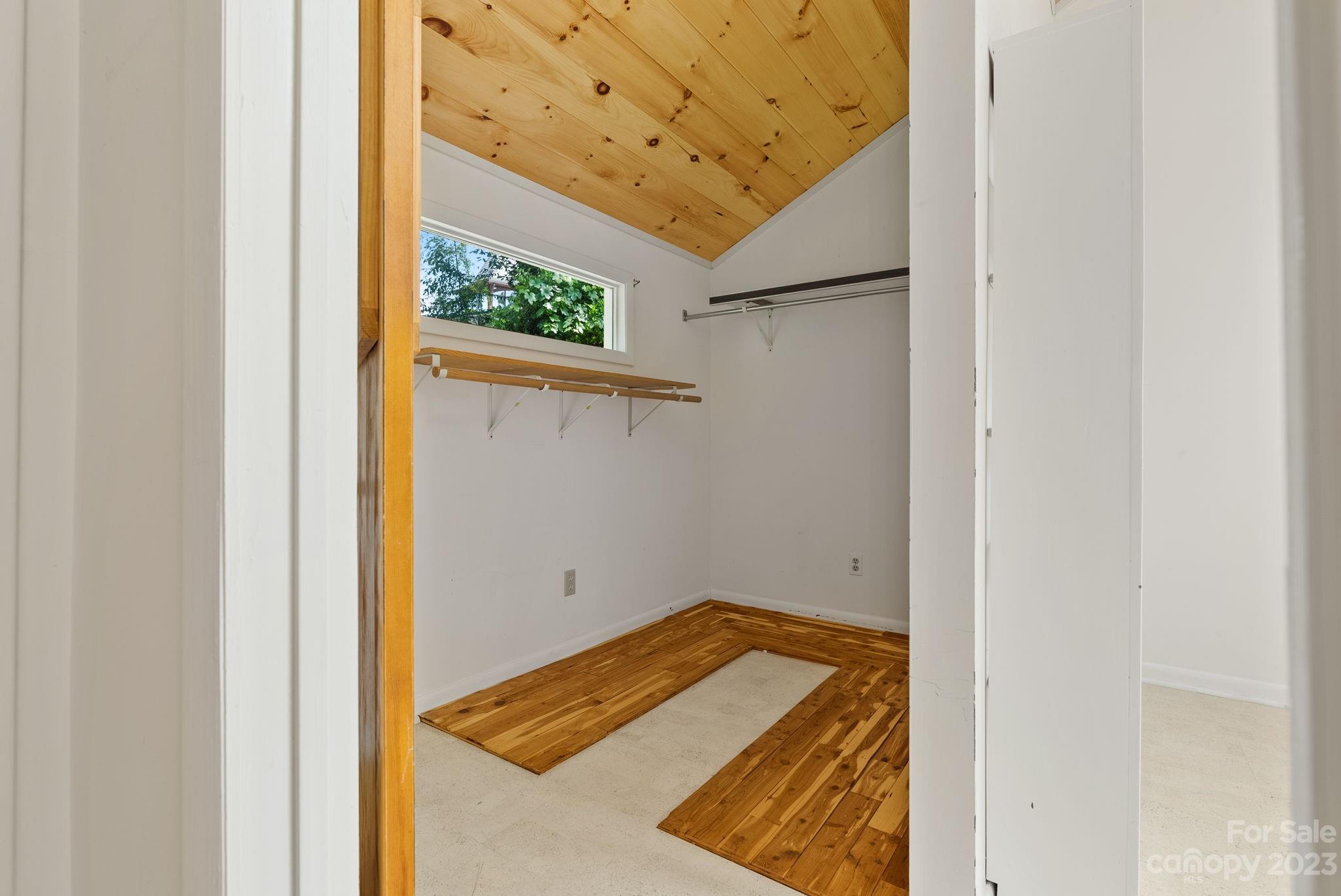 208 Woodland Court Black Mountain NC 28711