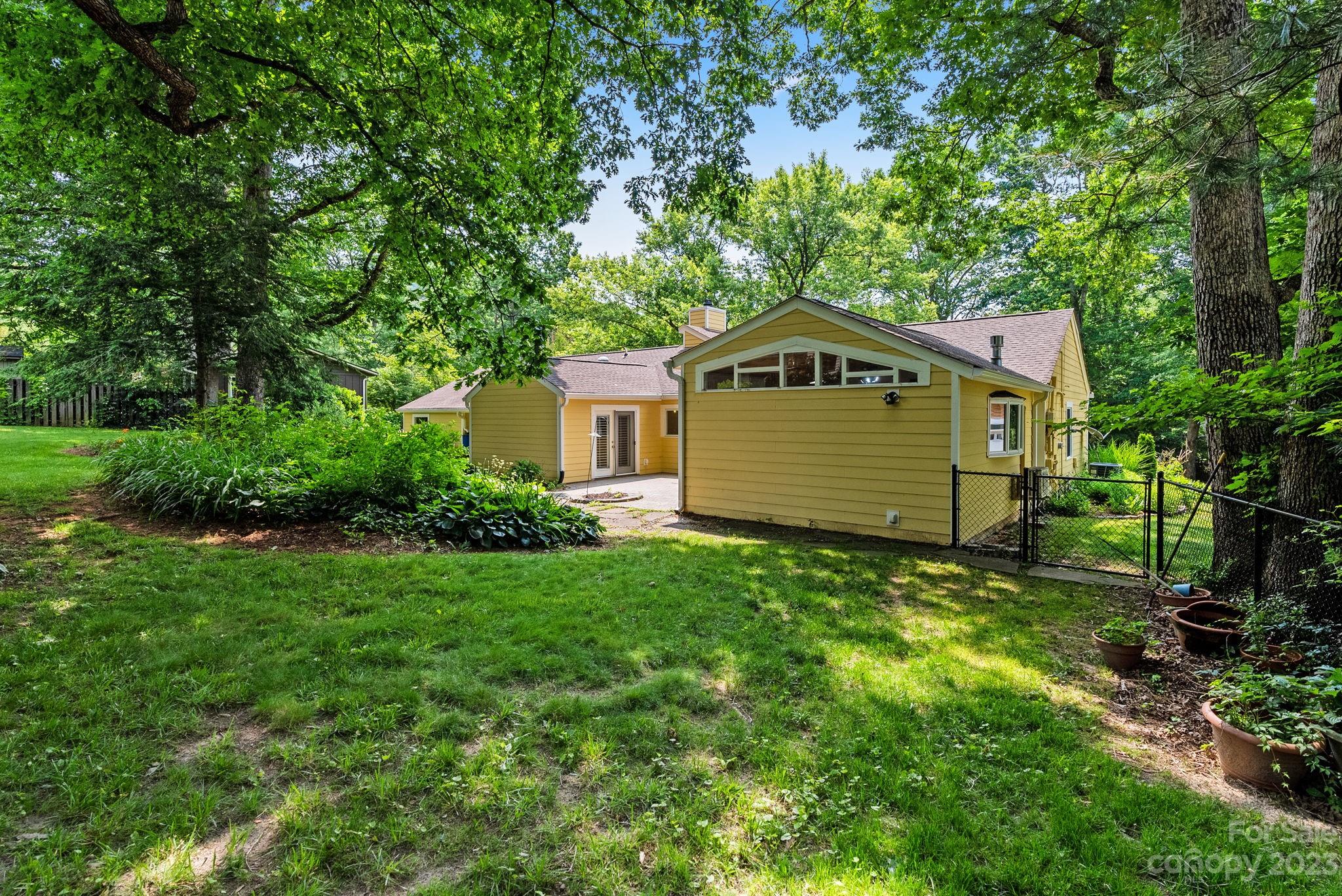 208 Woodland Court Black Mountain NC 28711