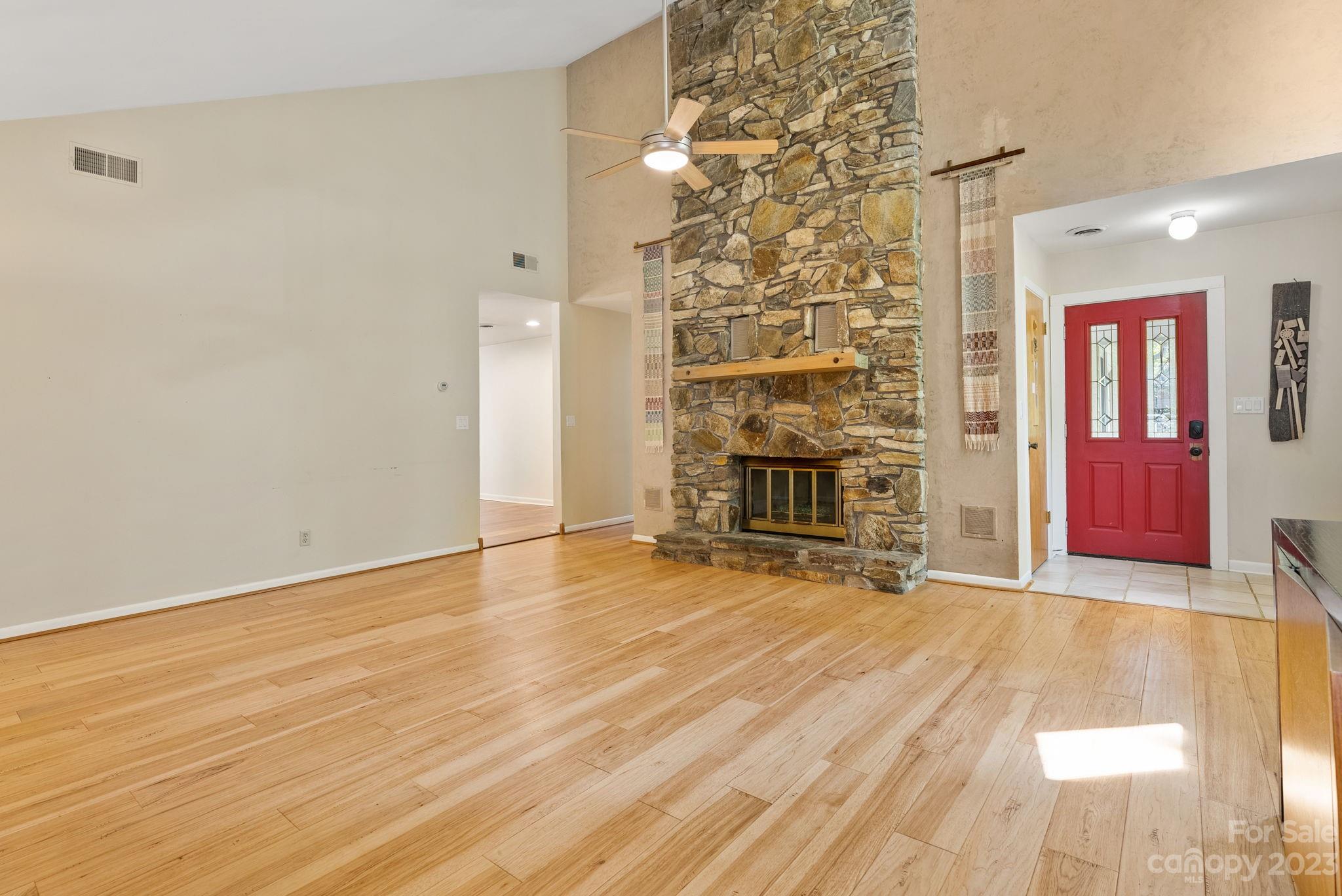 208 Woodland Court Black Mountain NC 28711