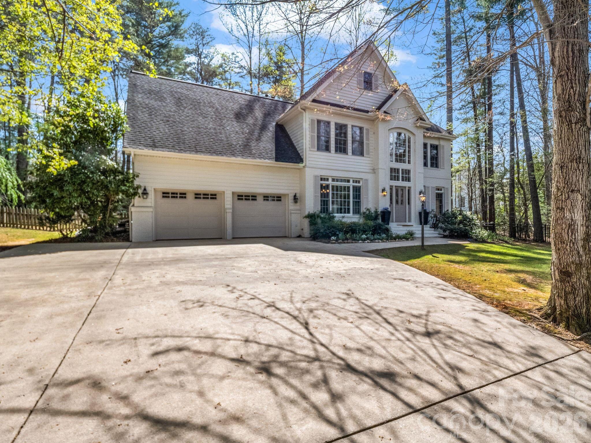 311 Red Fox Circle Asheville NC 28803