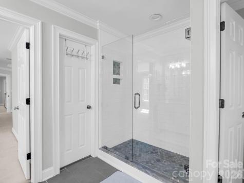 311 Red Fox Circle Asheville NC 28803
