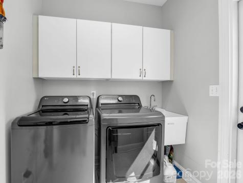 311 Red Fox Circle Asheville NC 28803