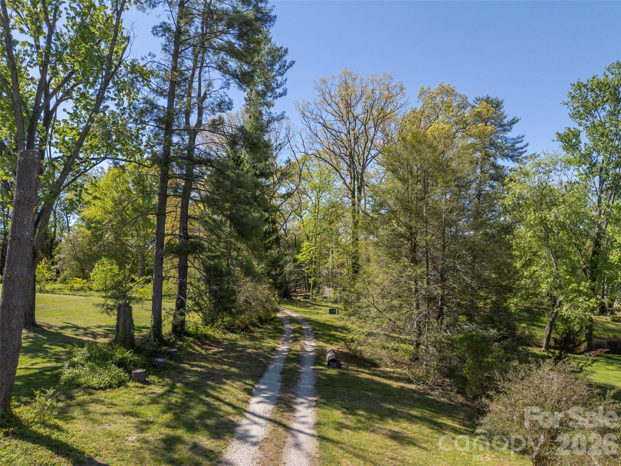 1737 Shano Drive Hendersonville NC 28791