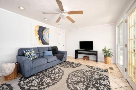 35 Pope Road Brevard NC 28712