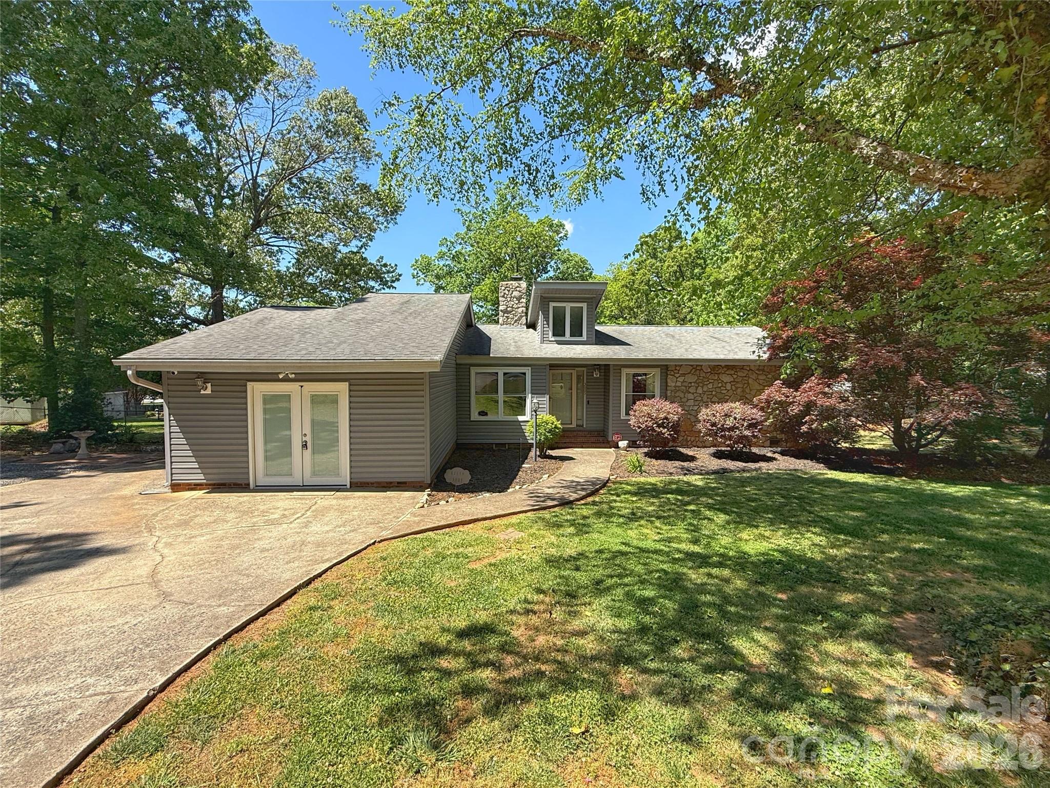 3005 Irish Street Newton NC 28658