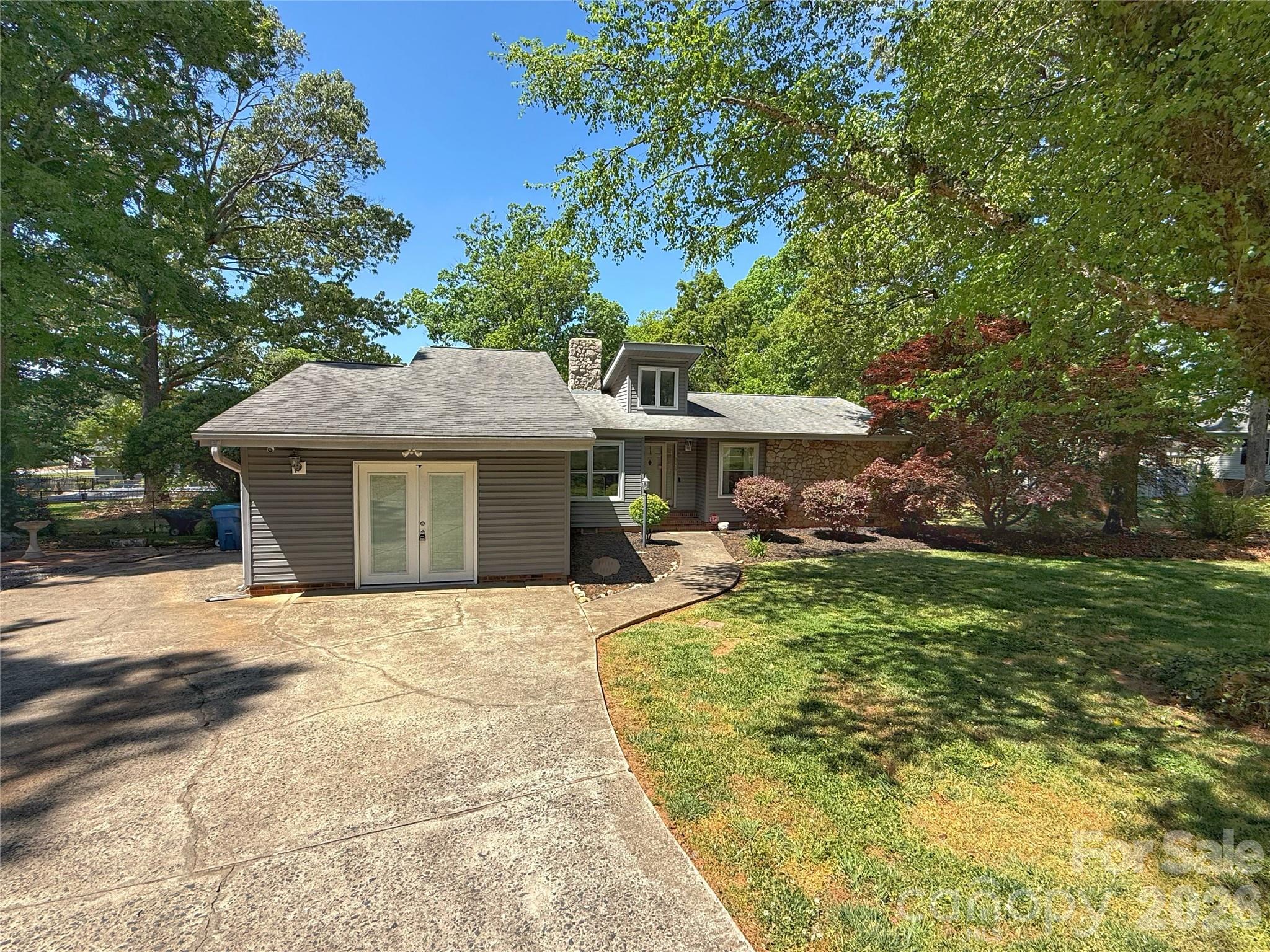 3005 Irish Street Newton NC 28658