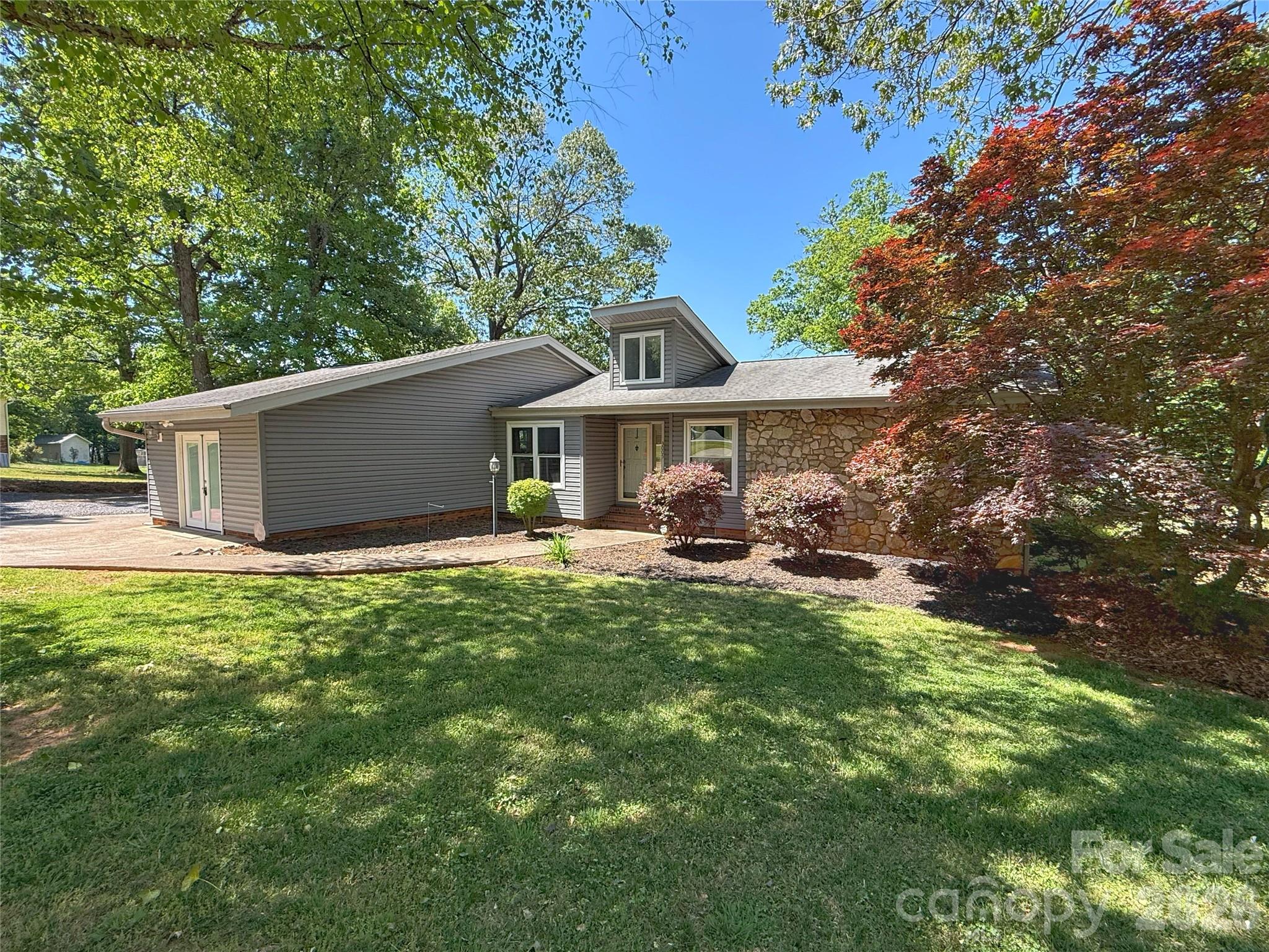 3005 Irish Street Newton NC 28658