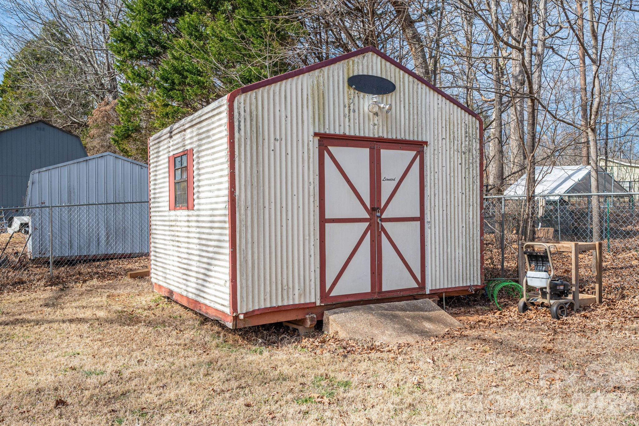 3005 Irish Street Newton NC 28658