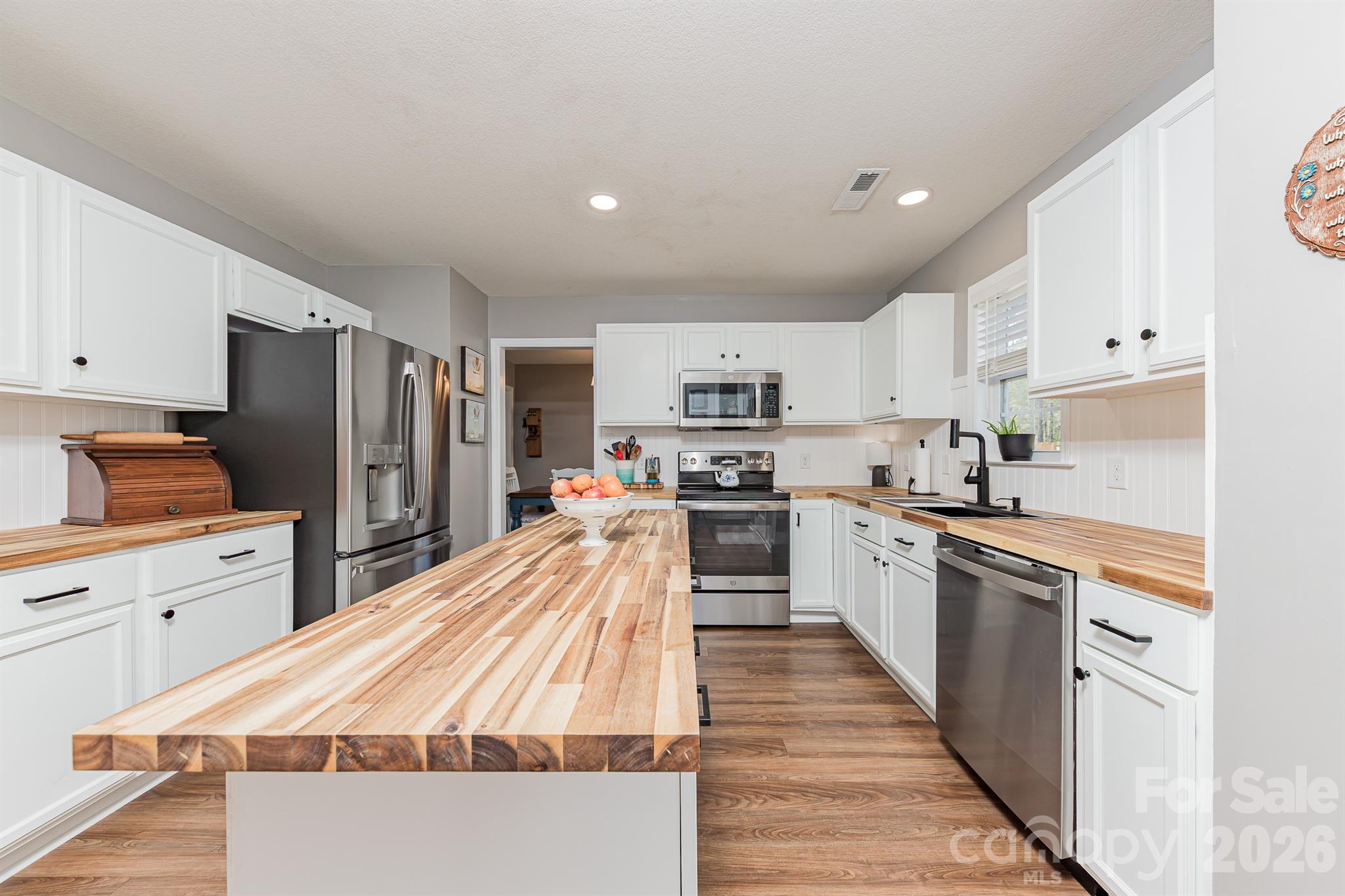 110 Saint Road Richlands NC 28574