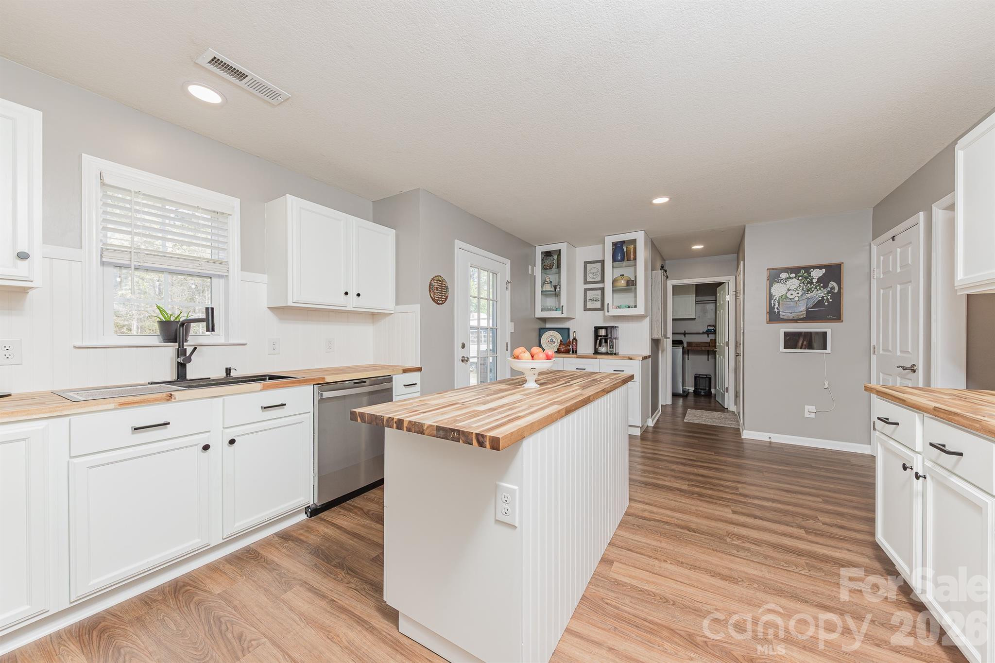110 Saint Road Richlands NC 28574