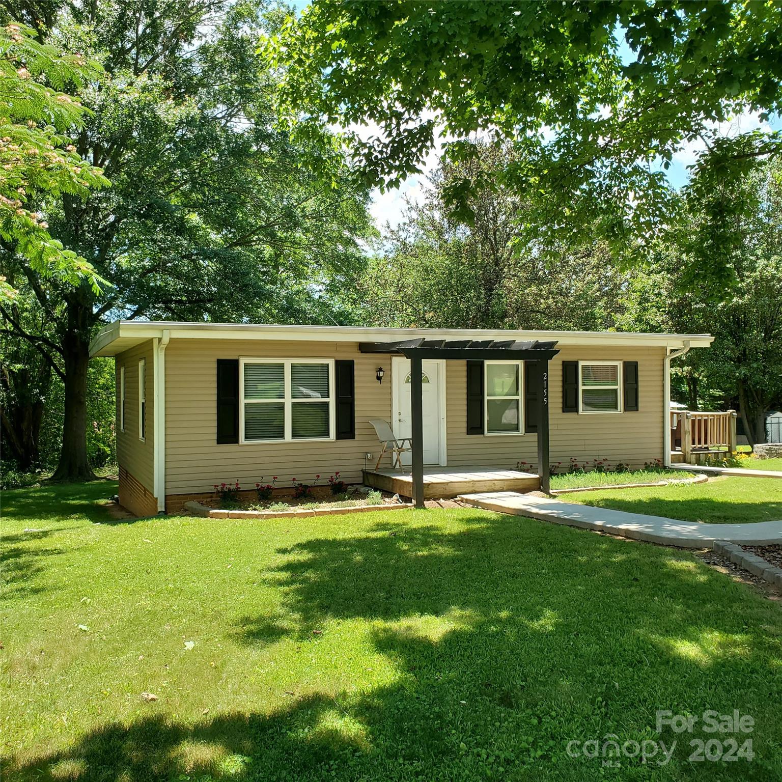 2155 14th Avenue SW Hickory NC 28602