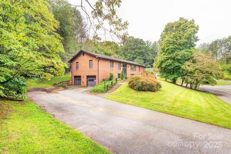 16 Beechwood Road Asheville NC 28805