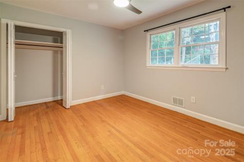 16 Beechwood Road Asheville NC 28805