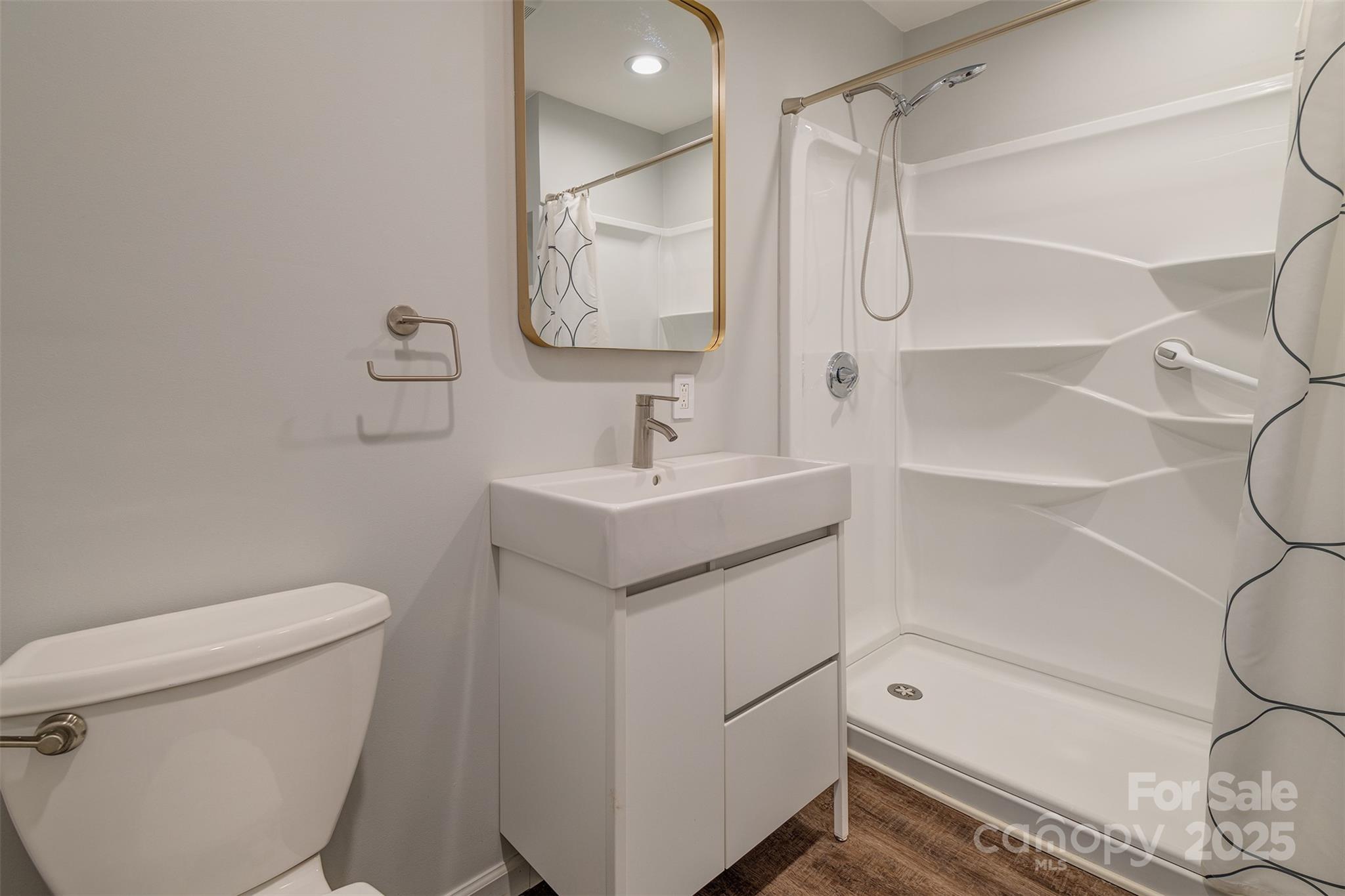 16 Beechwood Road Asheville NC 28805