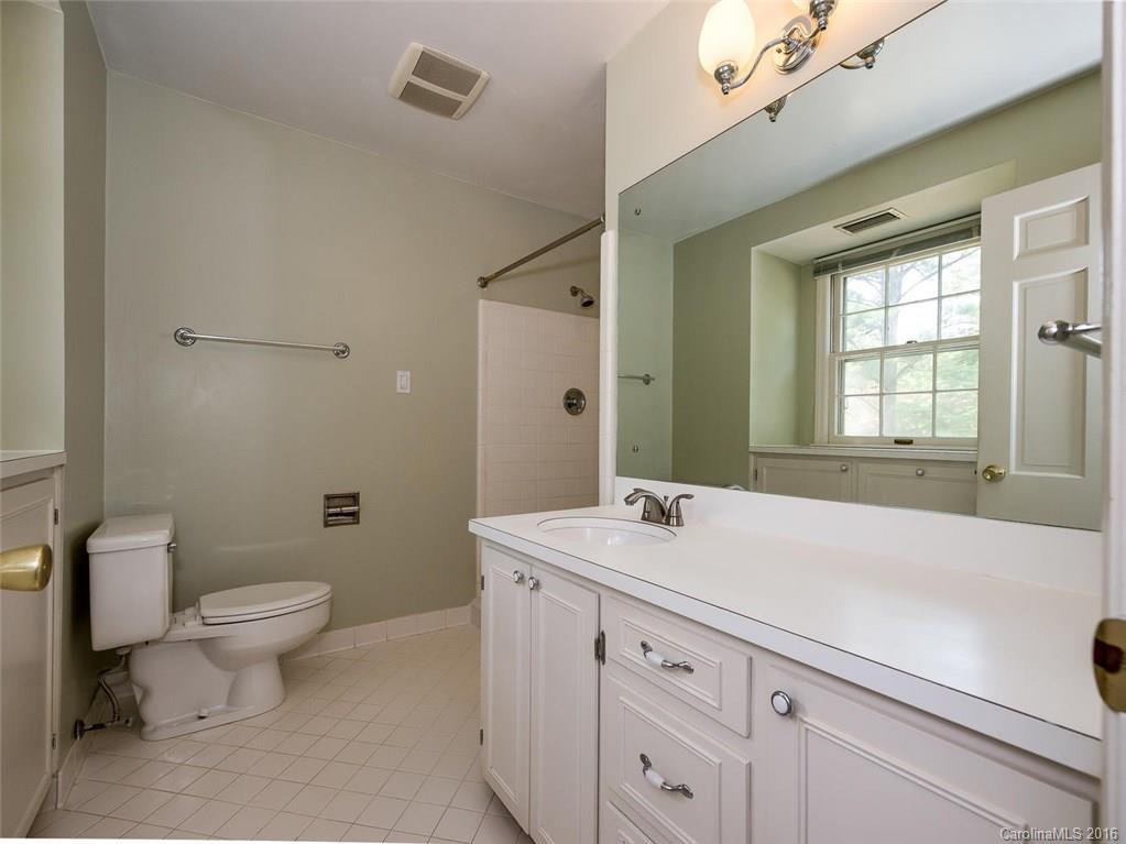 428 Robmont Road Charlotte NC 28270