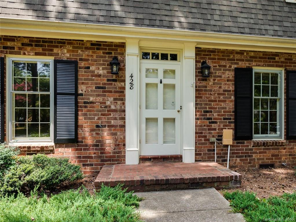 428 Robmont Road Charlotte NC 28270