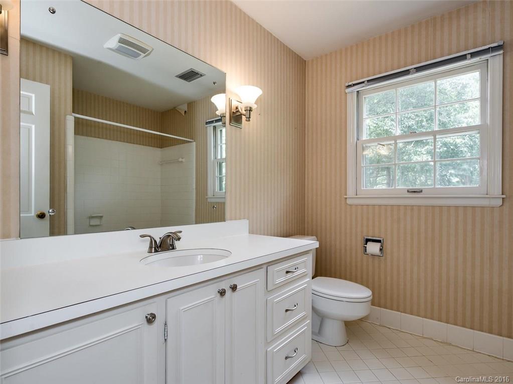 428 Robmont Road Charlotte NC 28270