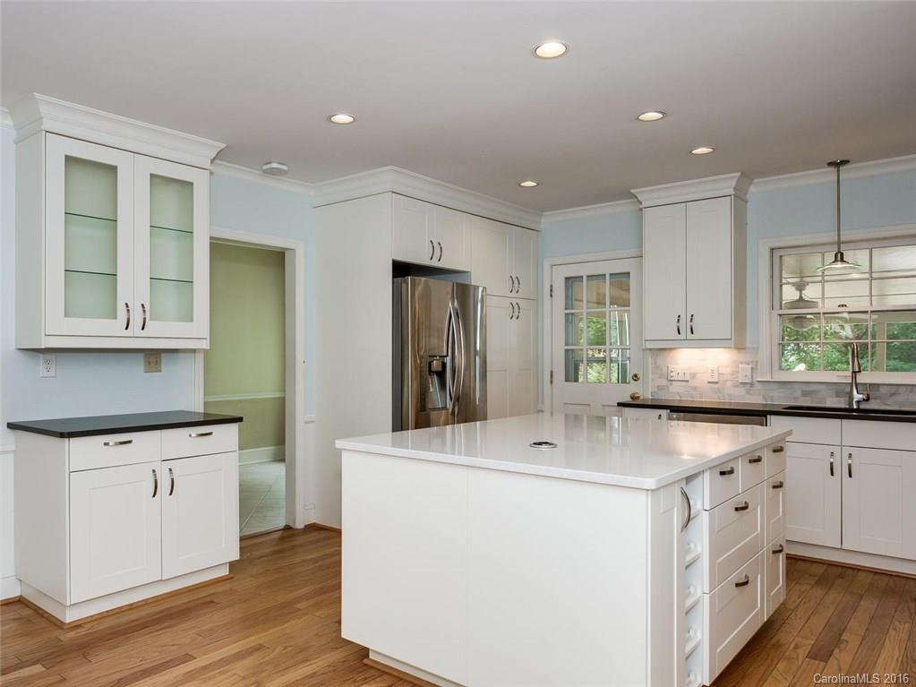 428 Robmont Road Charlotte NC 28270