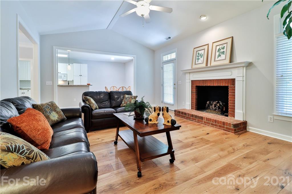 9123 Providence Colony Drive Charlotte NC 28277