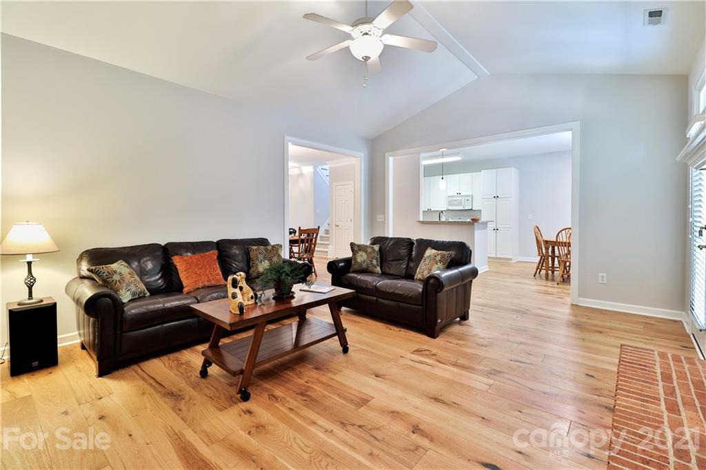 9123 Providence Colony Drive Charlotte NC 28277