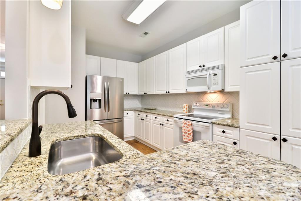 9123 Providence Colony Drive Charlotte NC 28277
