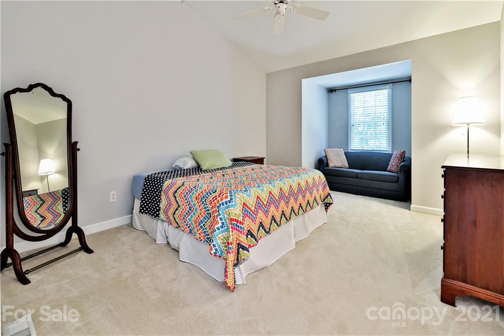 9123 Providence Colony Drive Charlotte NC 28277