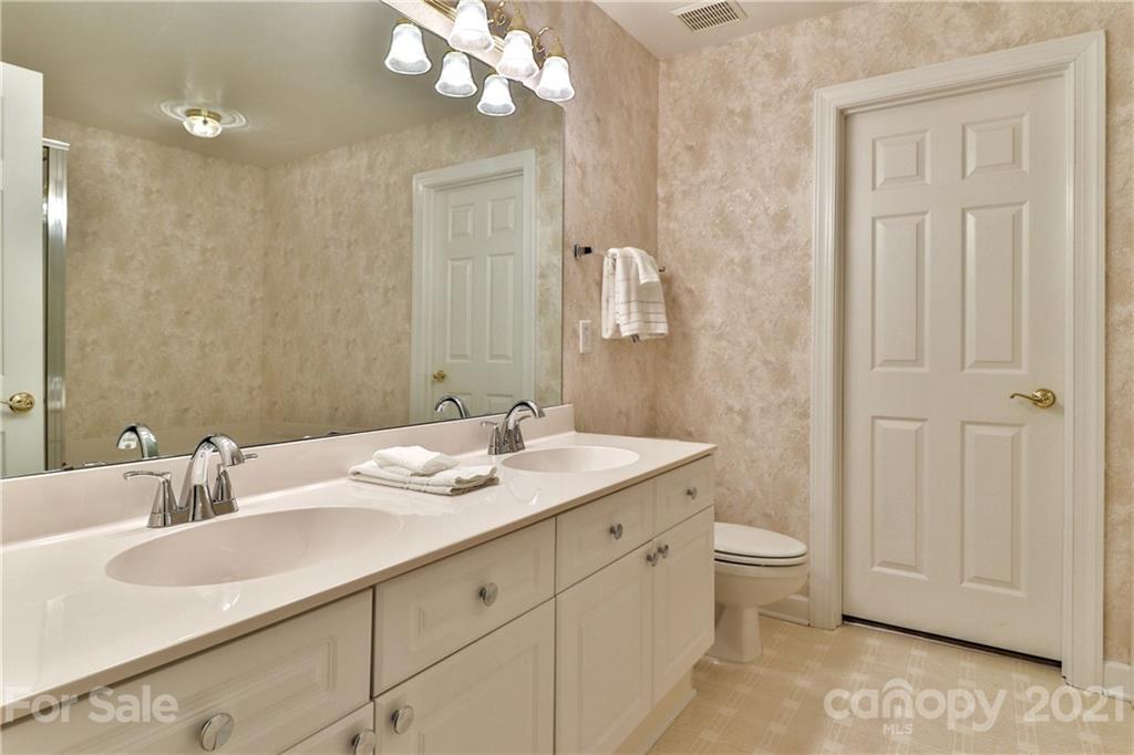 9123 Providence Colony Drive Charlotte NC 28277