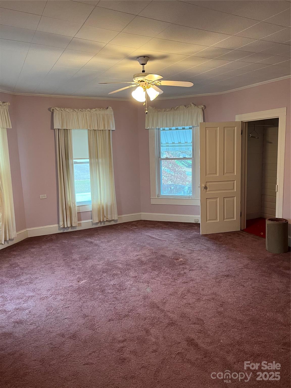 526 W Houstonville Road W Hamptonville NC 27020