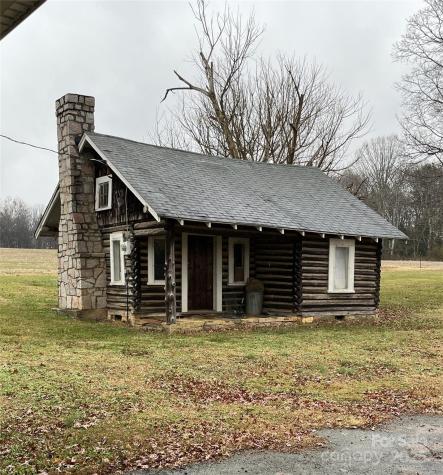 526 W Houstonville Road W Hamptonville NC 27020