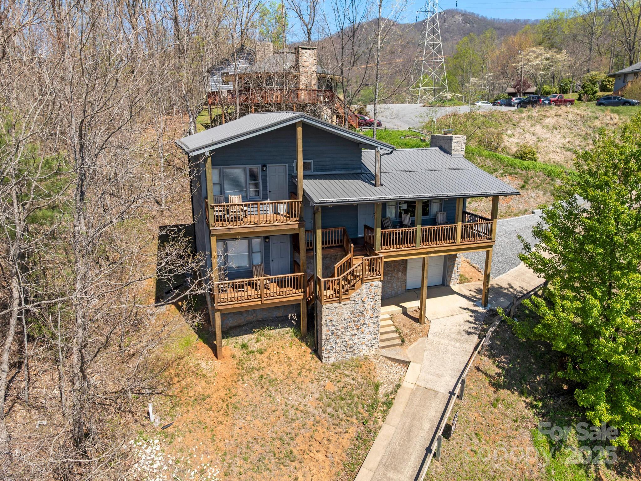 58 Country Cottage Lane Canton NC 28716