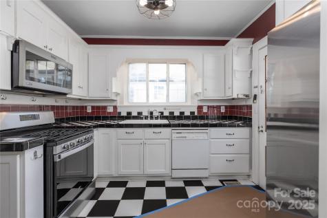 274 N 4th Street Albemarle NC 28001