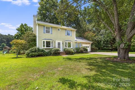 3 Trappers Run Drive Asheville NC 28805