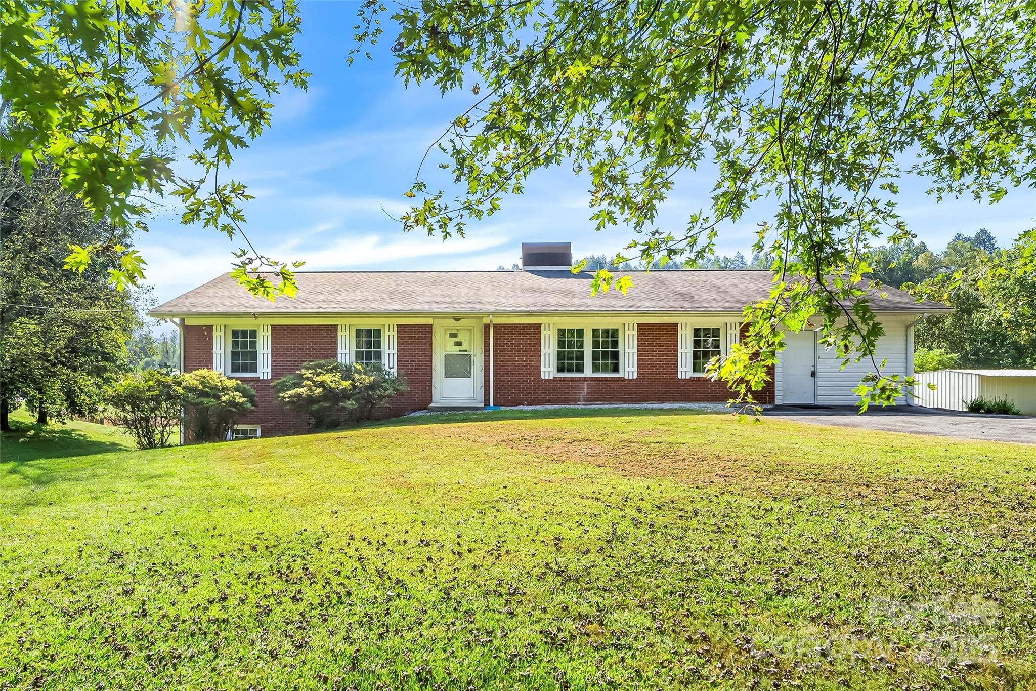 5325 Us 70 Highway W Marion NC 28752