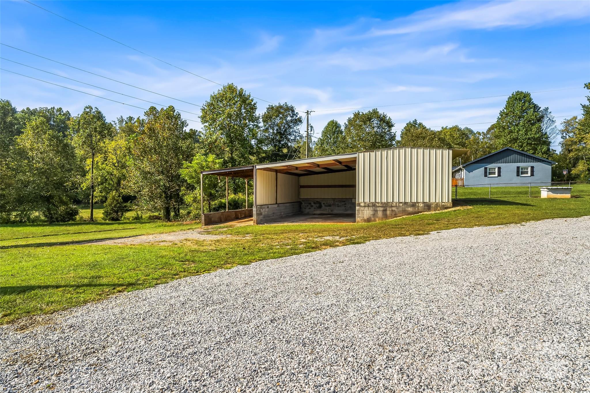 5325 Us 70 Highway W Marion NC 28752