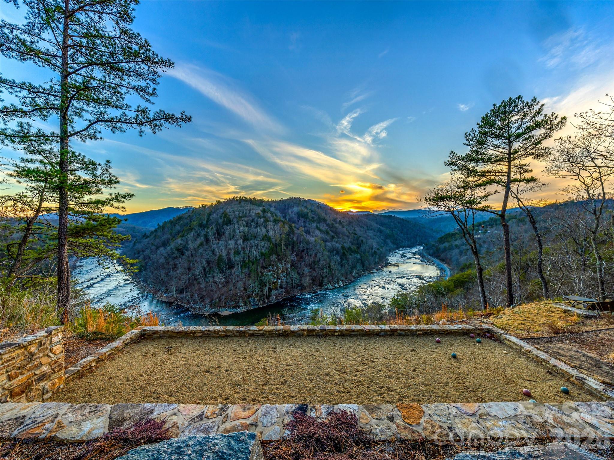 112 Moon Shadow Lane Marshall NC 28753