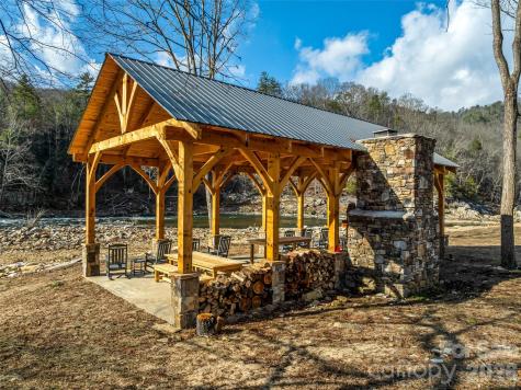 112 Moon Shadow Lane Marshall NC 28753