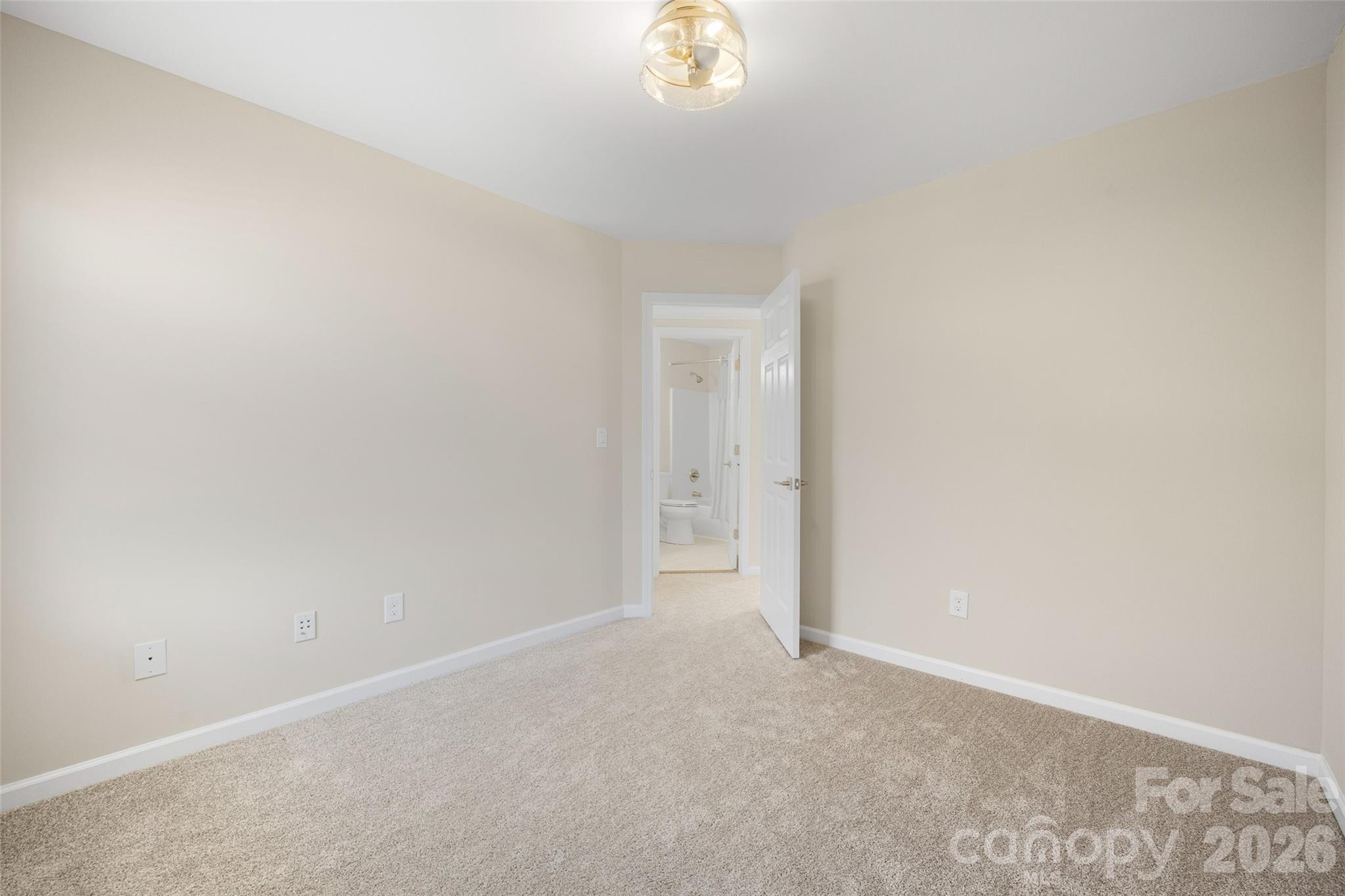 2912 Tallard Lane Charlotte NC 28270