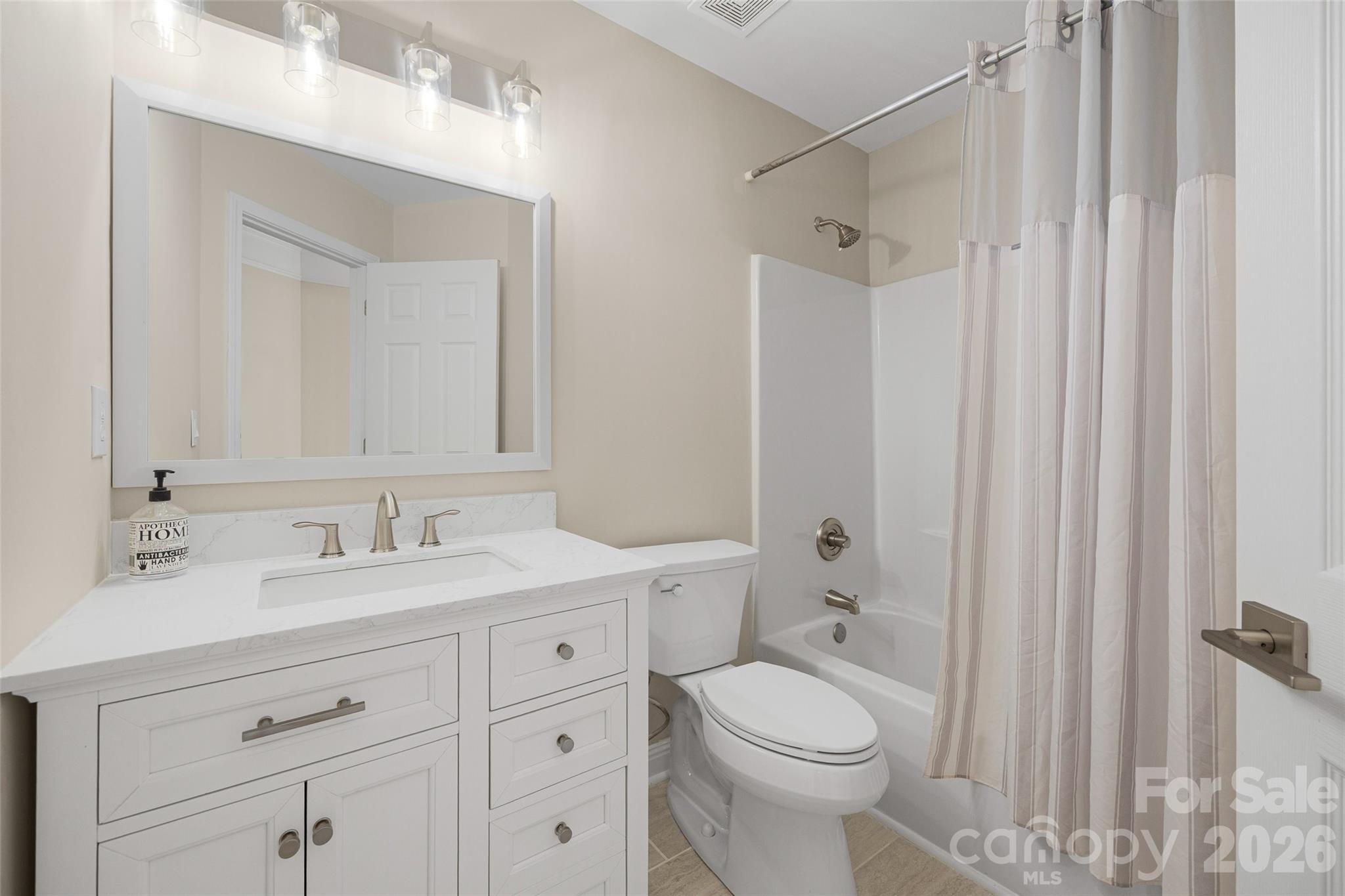 2912 Tallard Lane Charlotte NC 28270