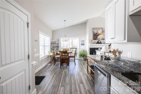 194 Hattaway Circle Mount Gilead NC 27306