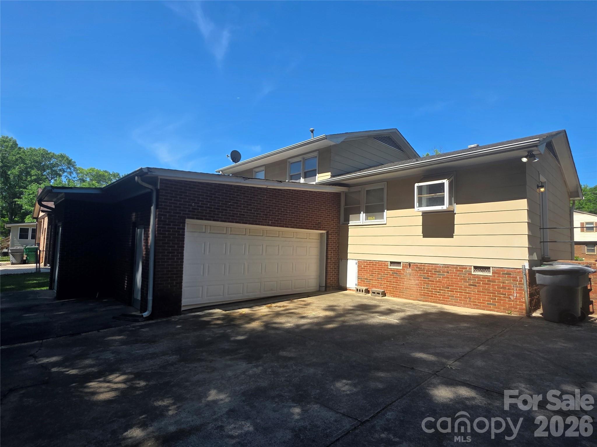 1524 Pondella Drive Charlotte NC 28213