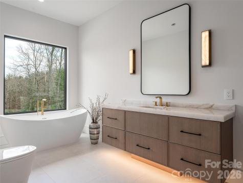 76 Running Creek Trail Arden NC 28704