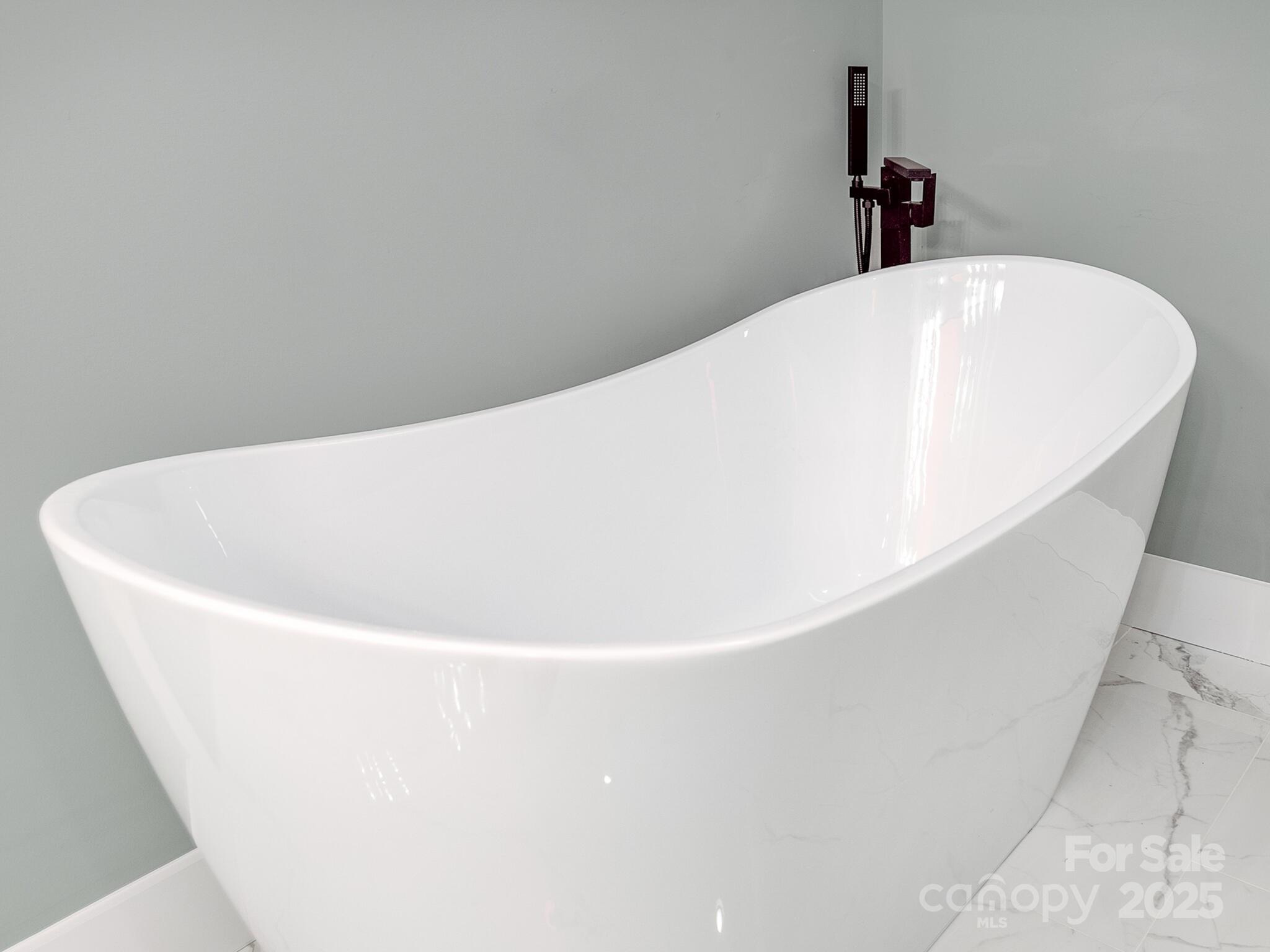 63 Vandalia Avenue Asheville NC 28806