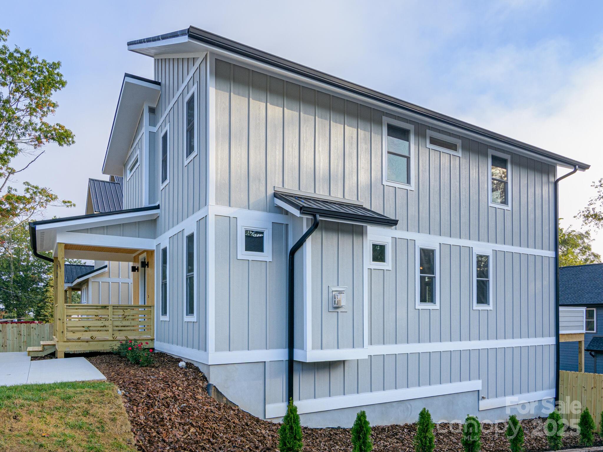 63 Vandalia Avenue Asheville NC 28806