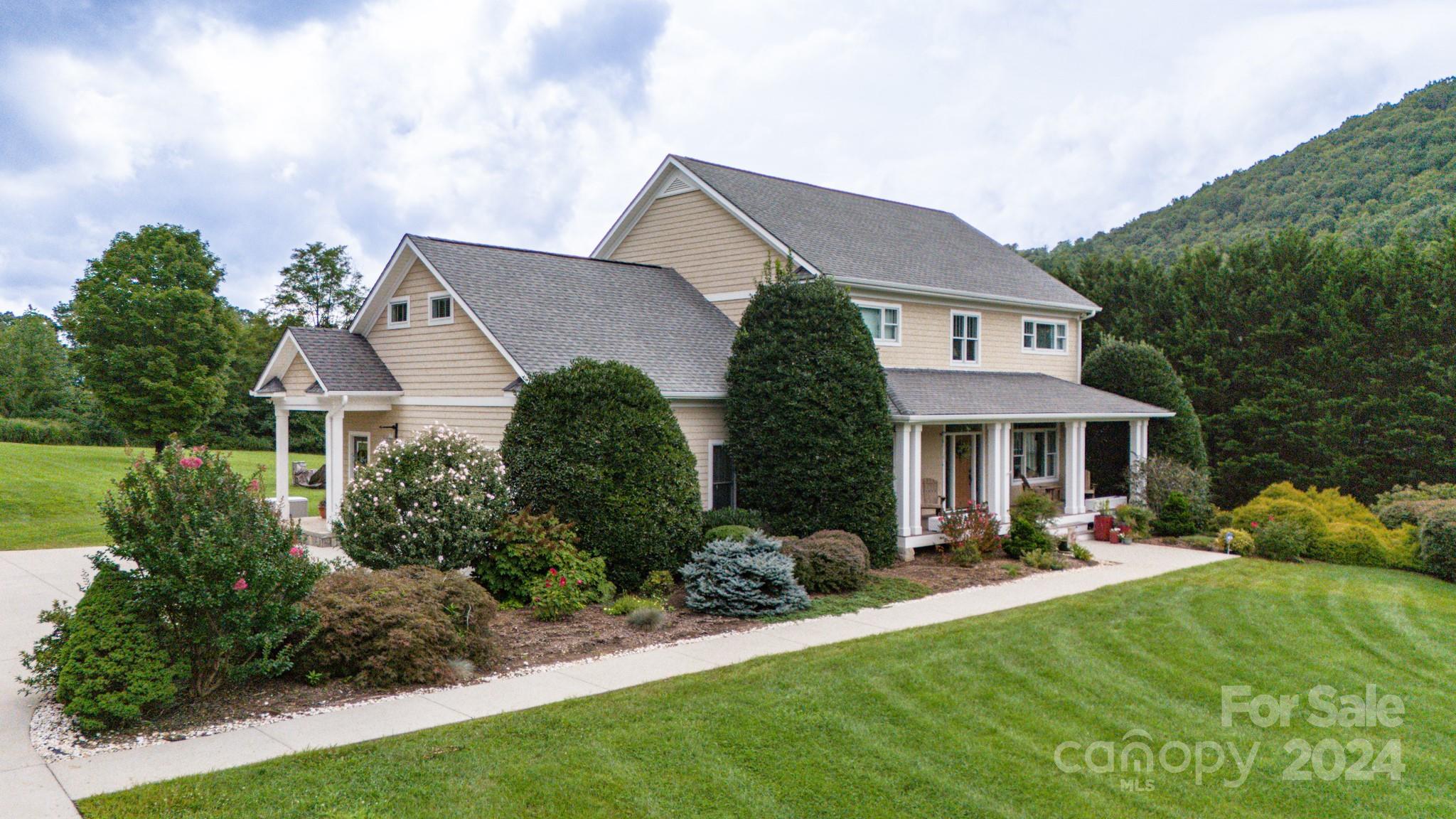 56 Bradford Farm Road Mills River NC 28759