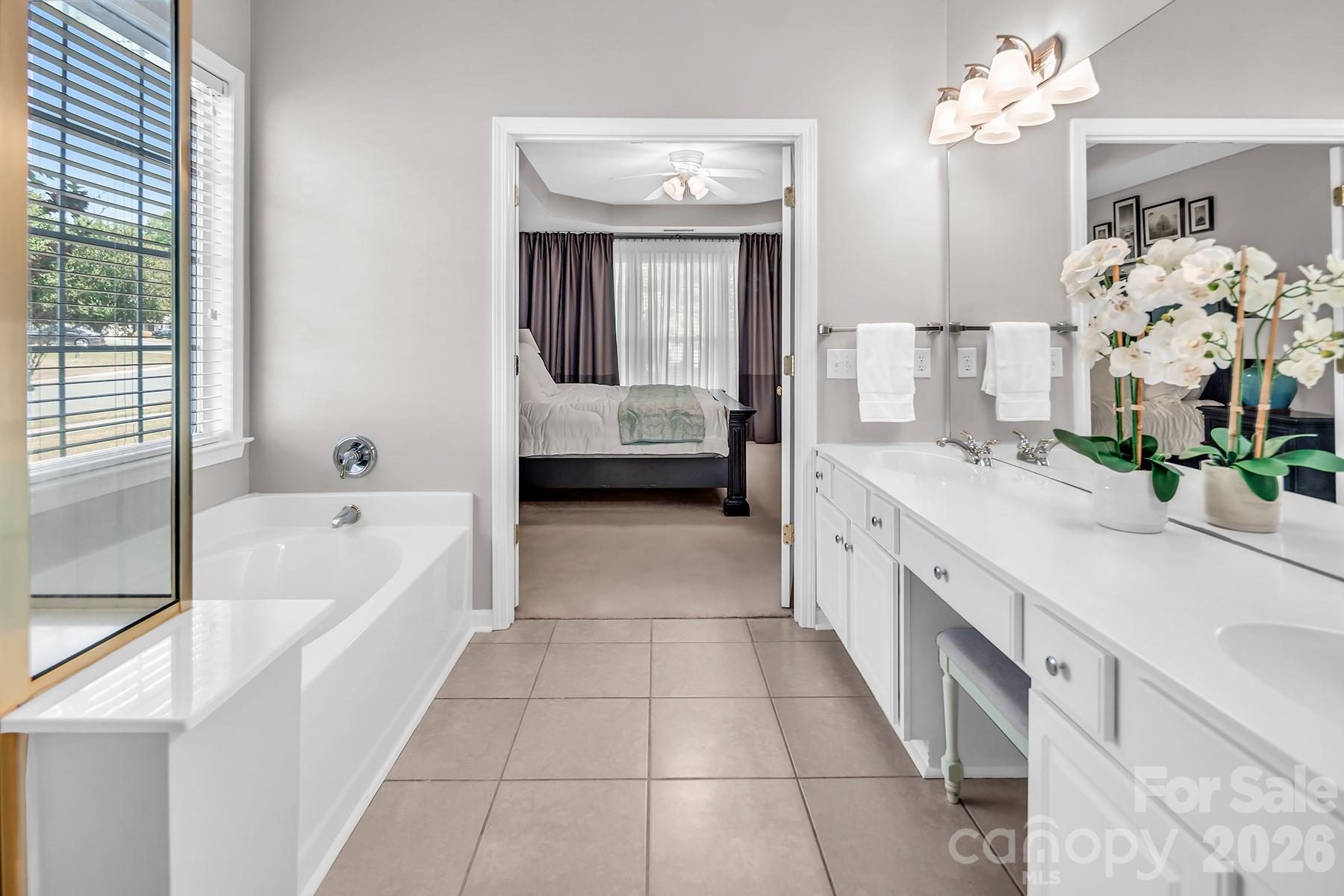 2903 Wheat Meadow Lane Charlotte NC 28270