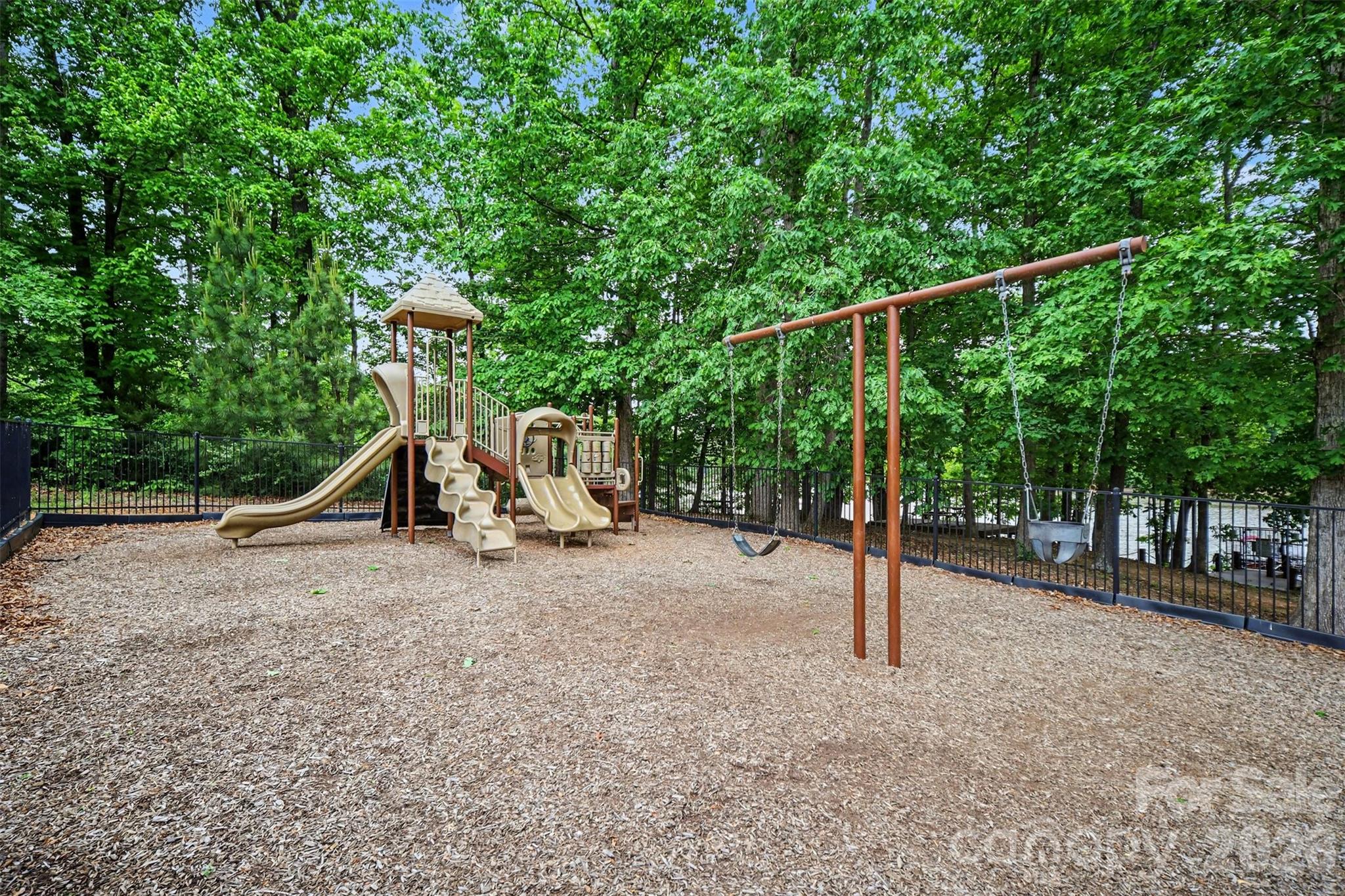6043 Jepson Court Charlotte NC 28214